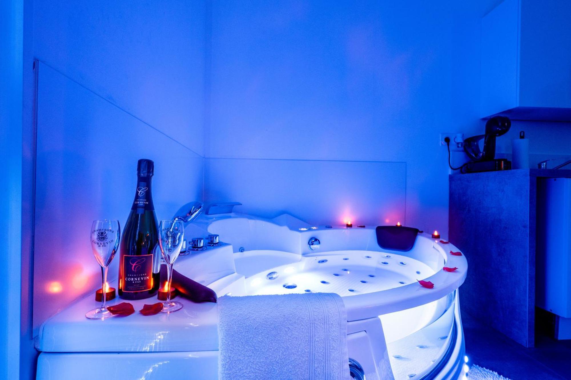 Suite Romantique Sault-de-Vaucluse Esterno foto